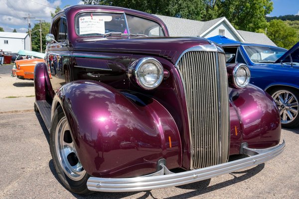 Comment les garages auto s'adaptent aux voitures électriques